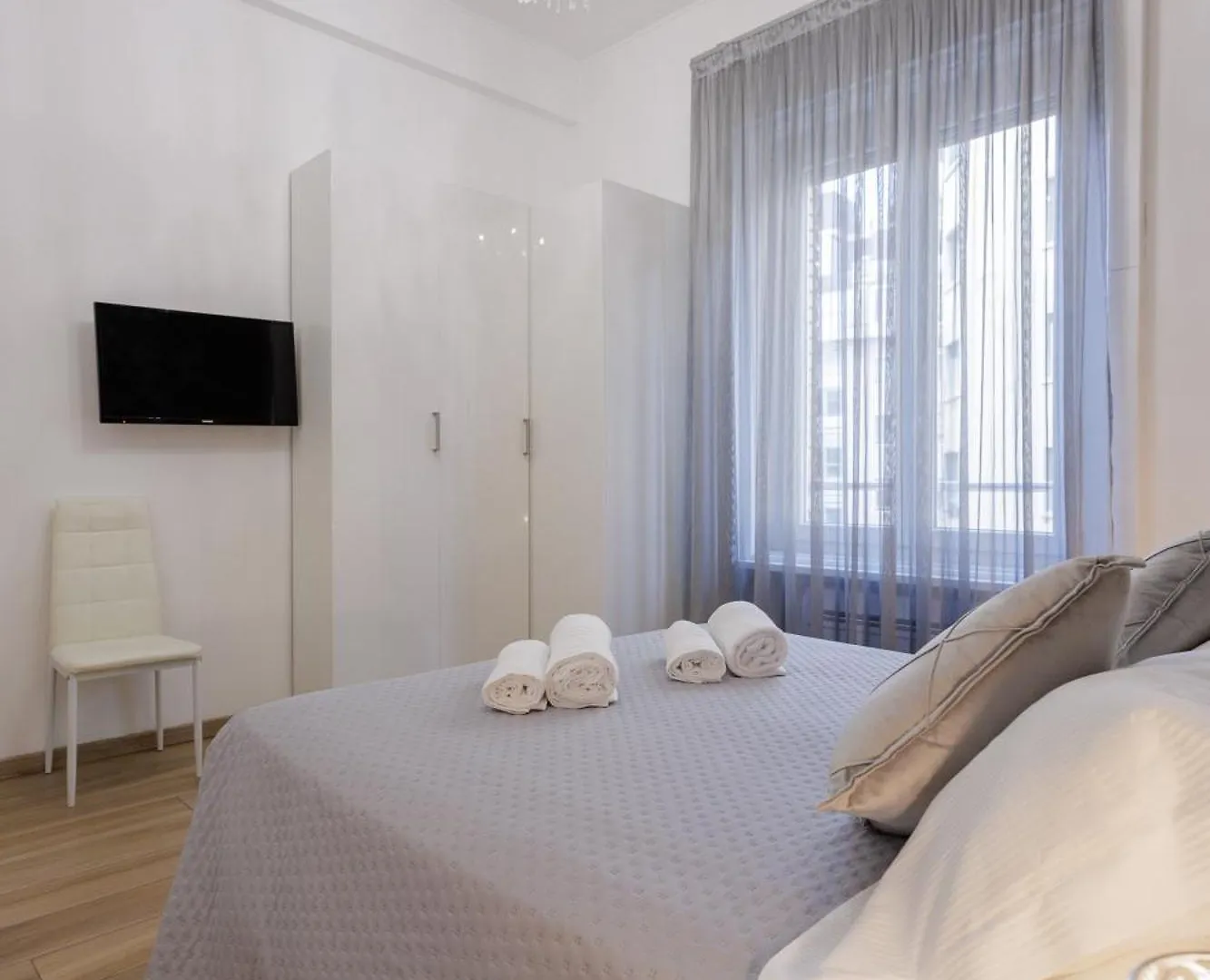Genoa Lux Apartments With Parking