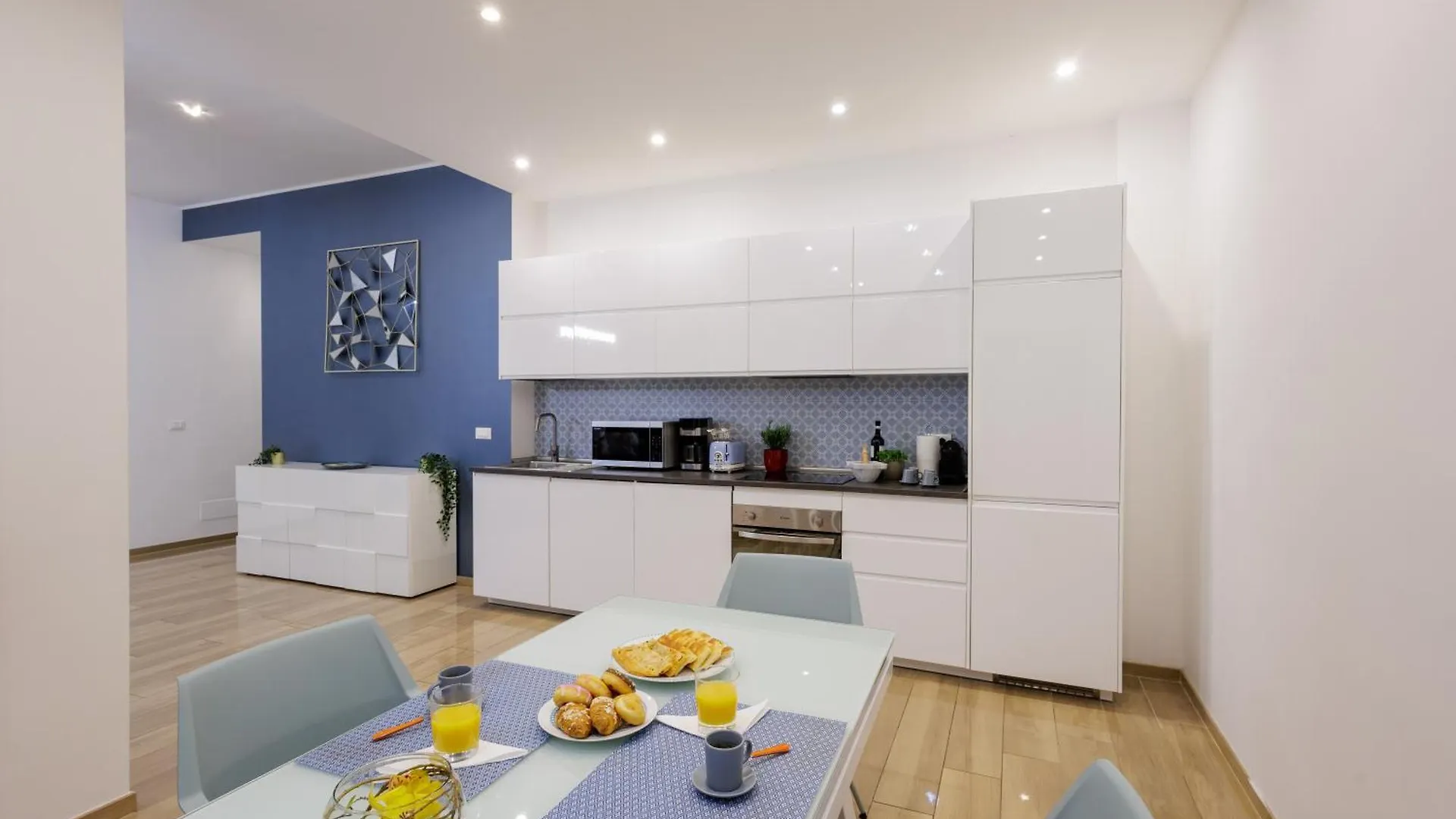 Genoa Lux Apartments With Parking