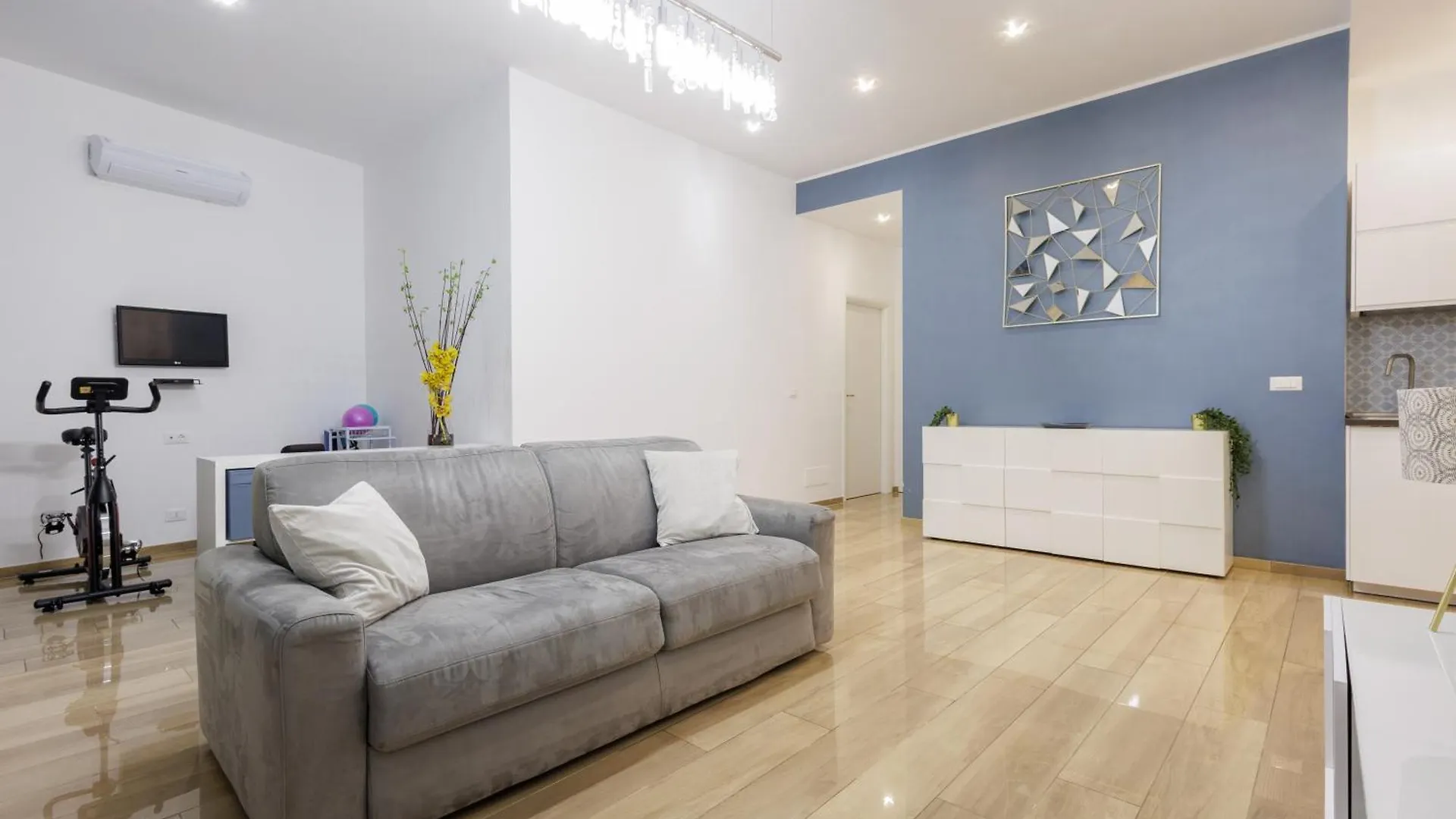 Genoa Lux Apartments With Parking