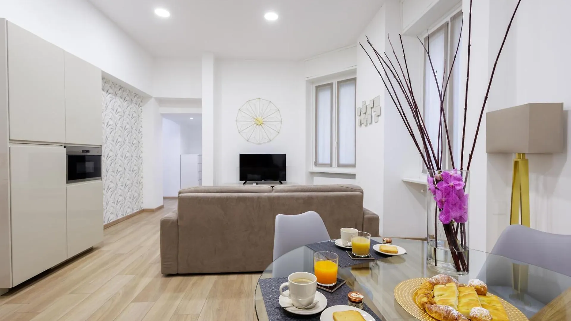 Genoa Lux Apartments With Parking